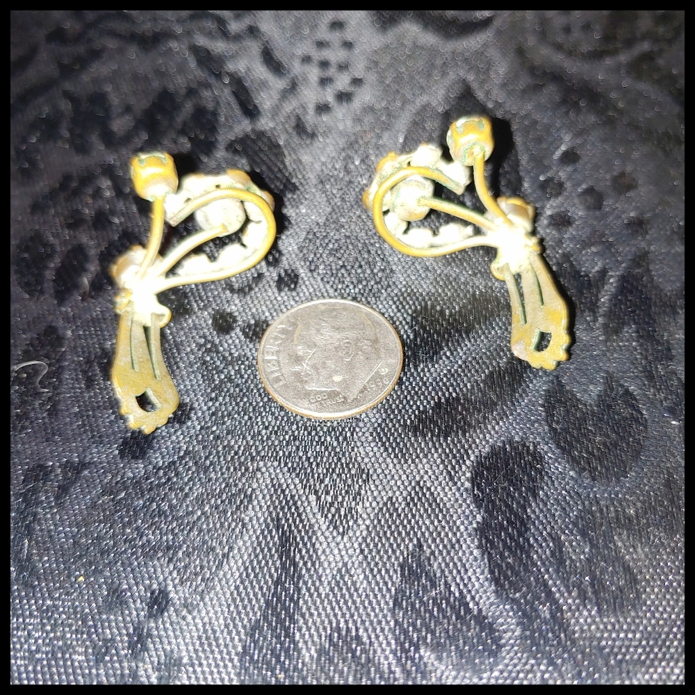 Vintage Aurora Borealis Rhinestone Flower Earrings, marked - Picture 3 of 4